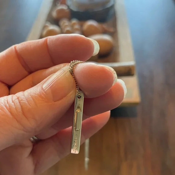 Gucci Silver Cross Pendant 925 silver pendant on 16 inch chain - Picture 4 of 5